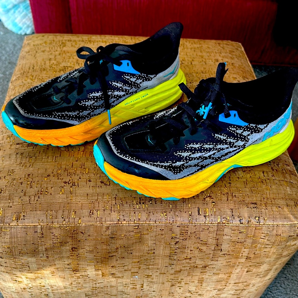 Hoka Speedgoat 5 - evening primrose sz 7.5